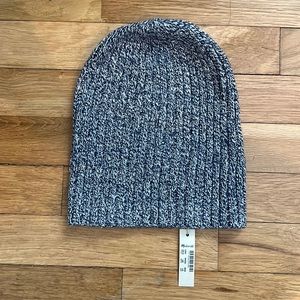 Madewell slouch beanie. NWT. One size. Blue white waffle stitch.